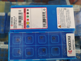 原装进口京瓷CCGT040101L-F PR930内孔精车刀片R0.1角数控车刀片