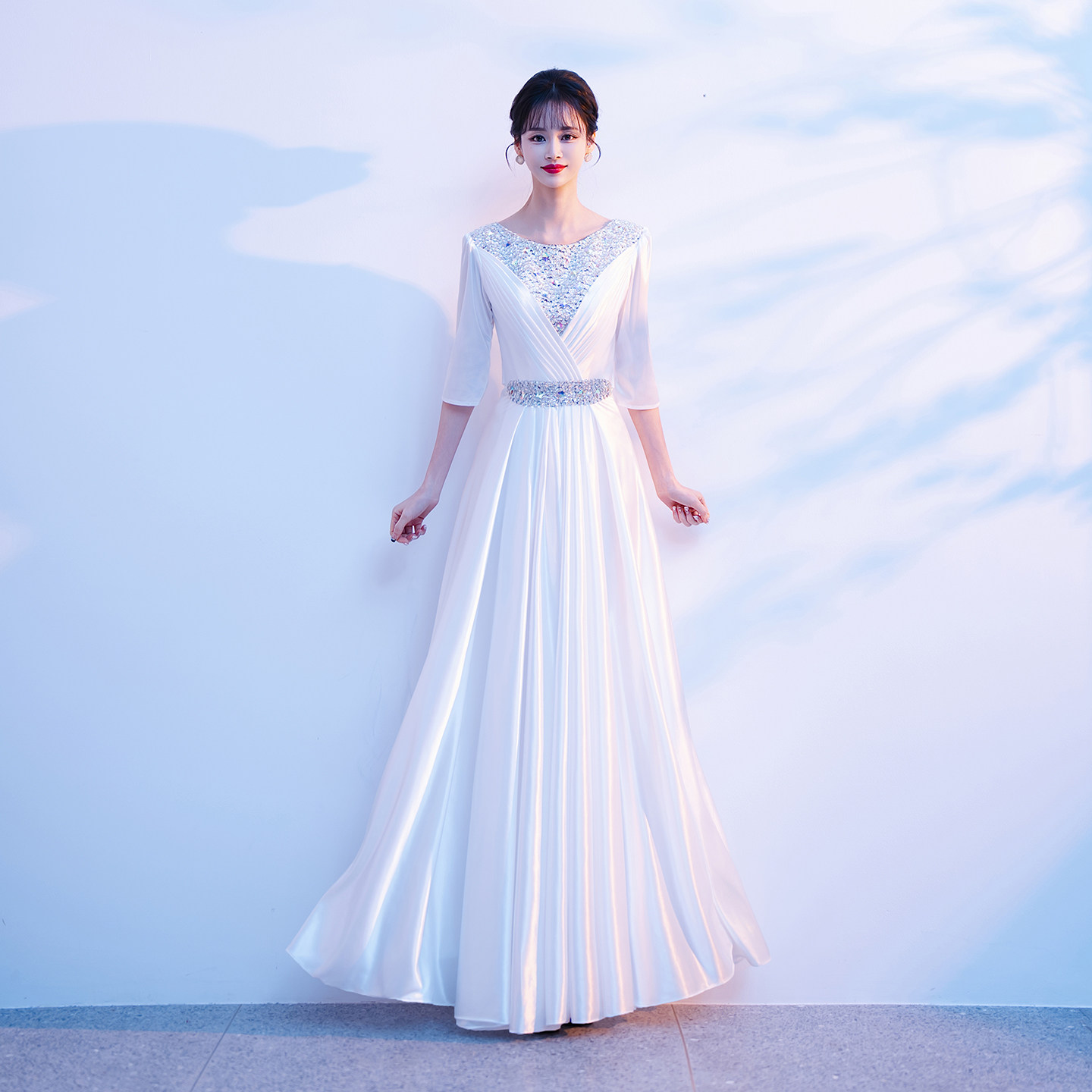 大合唱演出服女长裙白色优雅气质2026新款中老年领唱比赛高级感