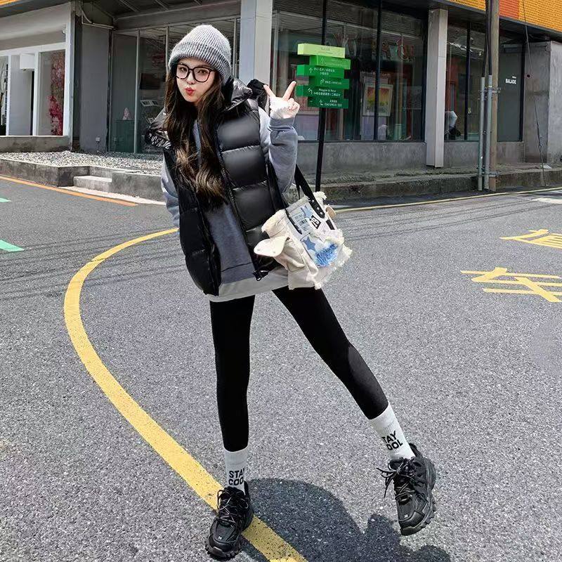 新款黑色马甲2024年冬季男女马夹