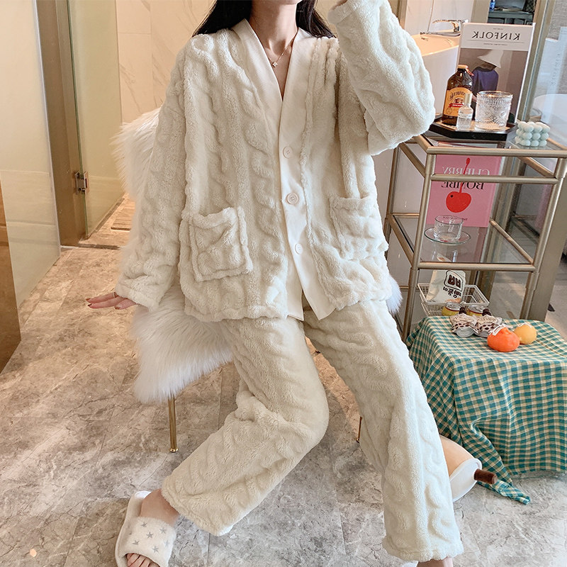 珊瑚绒睡衣女冬季加厚加绒2021年新款套装秋冬可外穿法兰绒家居服
