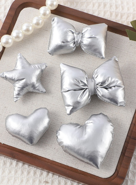 新款银色蝴蝶结爱心配饰手工DIY服装潮包挂饰儿童玩偶娃衣饰品