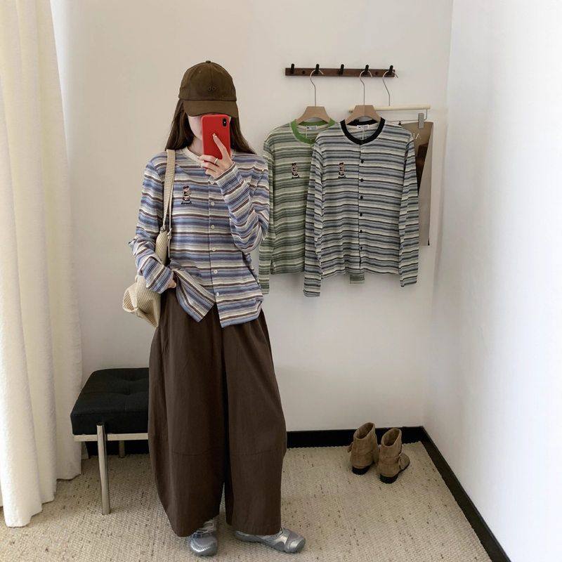 女T恤宽松百搭上衣气质复古早秋休闲韩系开衫打底ins彩条针织长袖