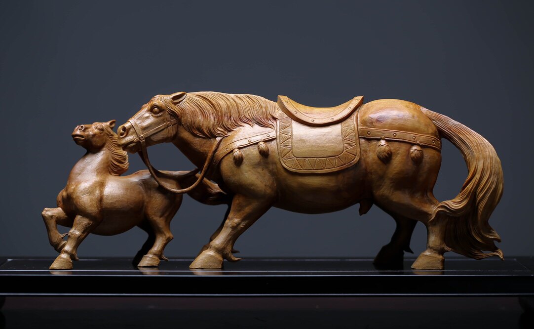 印度老山檀香摆件迈索尔镂空马到成功【千里马】精工手工雕刻木雕