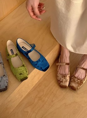 方头绒面玛丽珍鞋子平底温柔仙女风一字带舒适单鞋不累脚奶奶鞋春