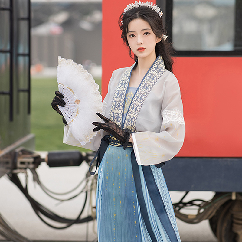 流烟衫裙汉元素改良汉服女租赁
