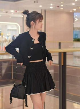 CI代购M家26春夏深蓝色蝴蝶结装饰纽扣圆领针织开衫MFPCA00669