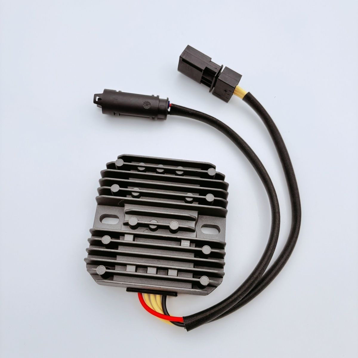 适用于摩托车宝马G310R G310GS 整流器 稳压器