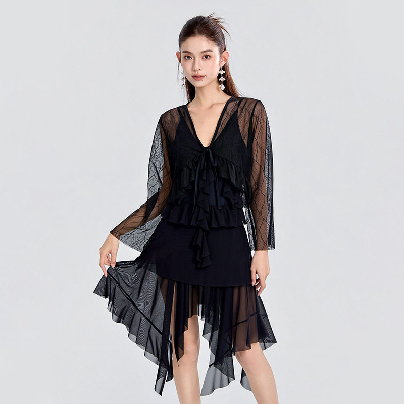 黑色透视网纱荷叶边高级感连衣裙泳衣女2026新款显瘦遮肉温泉泳装