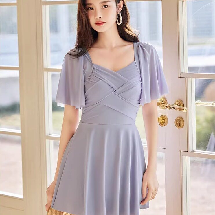 开心缘绝美泳衣女保守连衣裙式遮连体泳衣