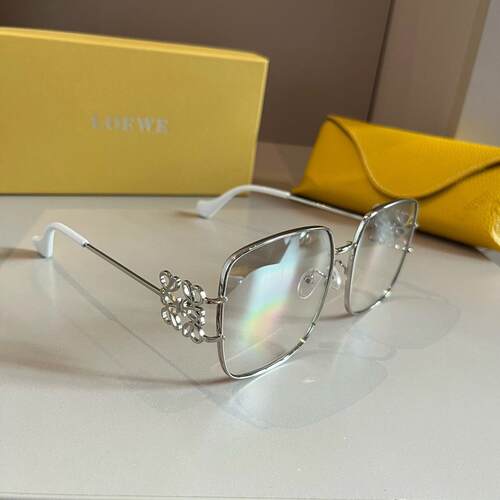 LOEWE罗意威中性墨镜太阳眼镜Model LW50085U Size 5518 145