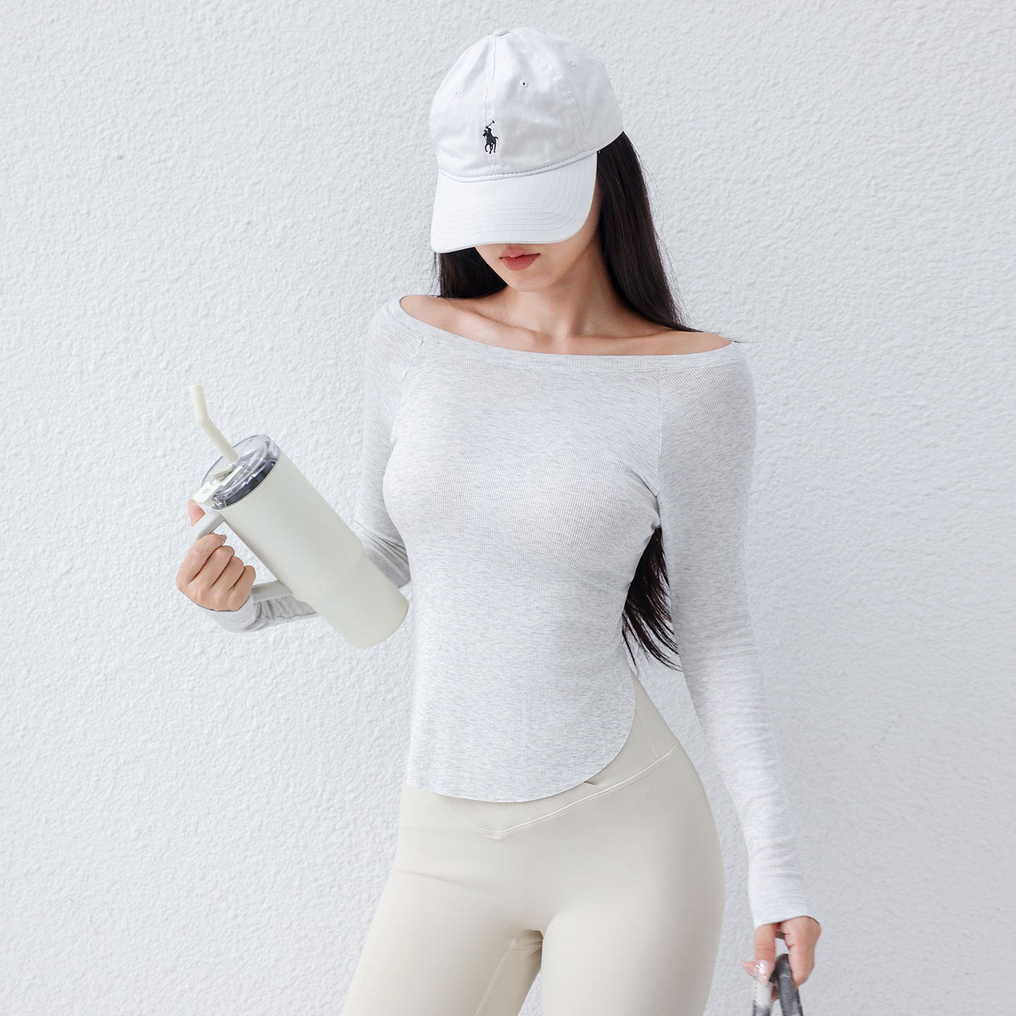 新款裸感一字肩瑜伽服长袖女紧身性感露肩健身上衣休闲运动长袖