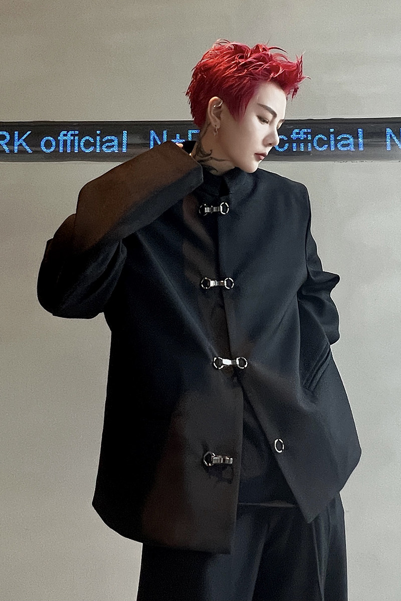 ins网红明星同款高级感西服外套男金属扣设计感西装潮H1602P125,男装西服套装,星座1114（原A254）