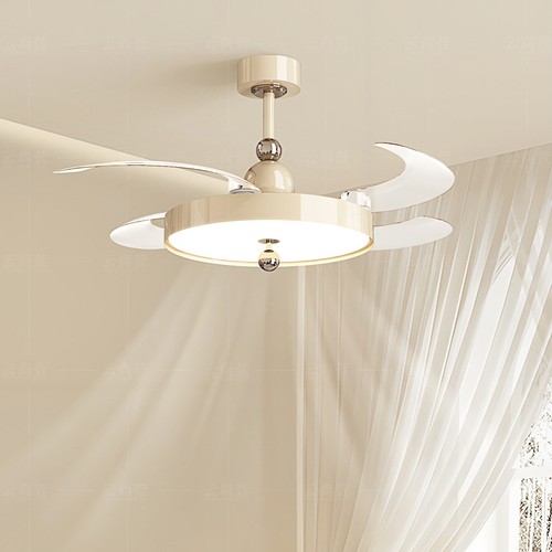 法式奶油风扇灯复古胡桃木色餐厅