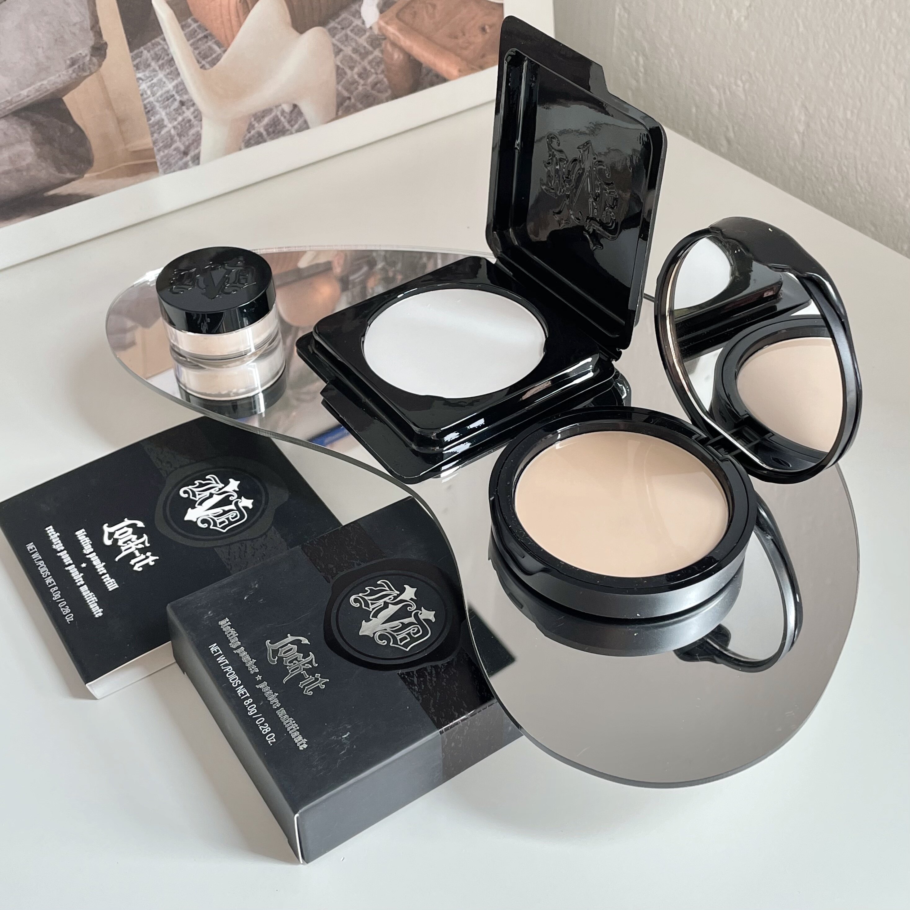 Kat von d/KVD Matte Oil control Make up honey powder light/ Oil control Loose powder Sample Star of fatalityin the Makeup/Perfume/Beauty tools , Powder  category - from Buy2taobao.com to provide professional Taobao agent buy service