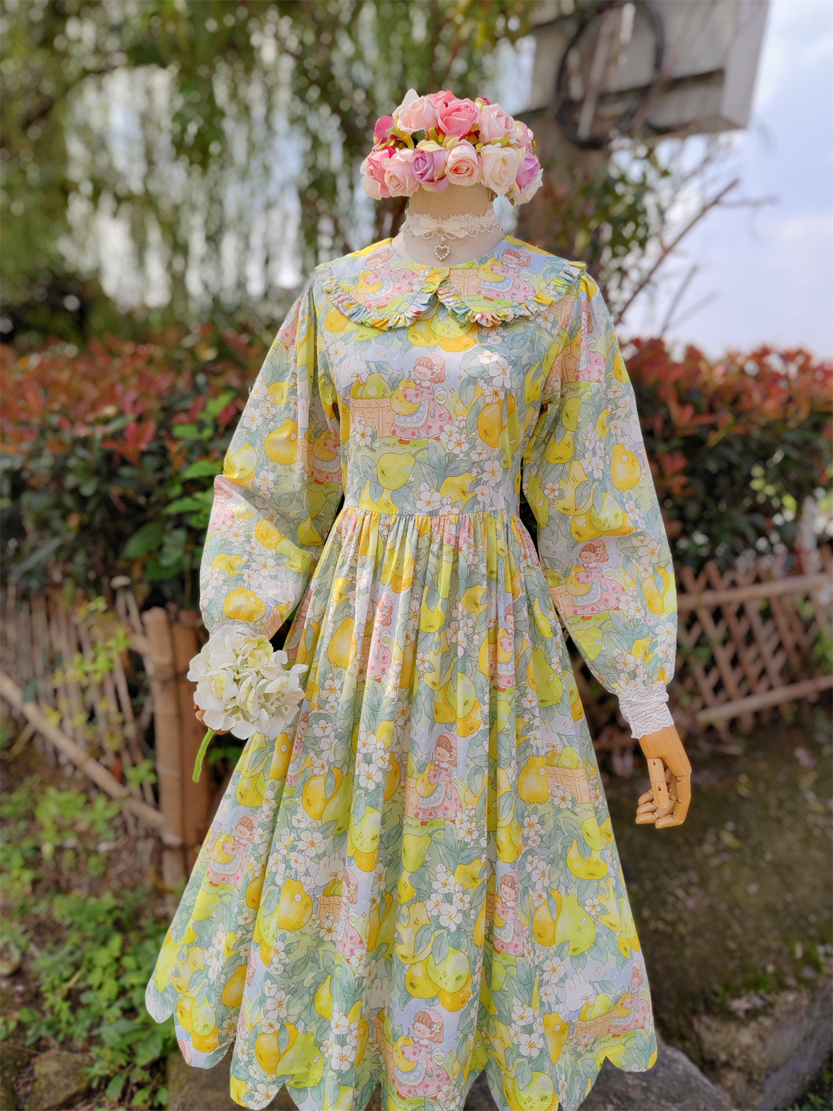 手作服童趣可爱波浪边大摆裙