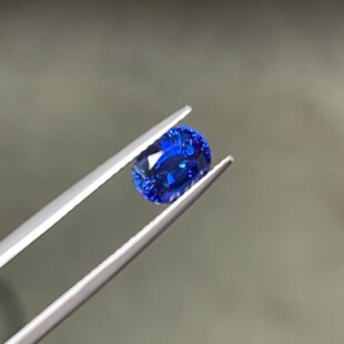 天然老烧皇家蓝宝石2.49克拉