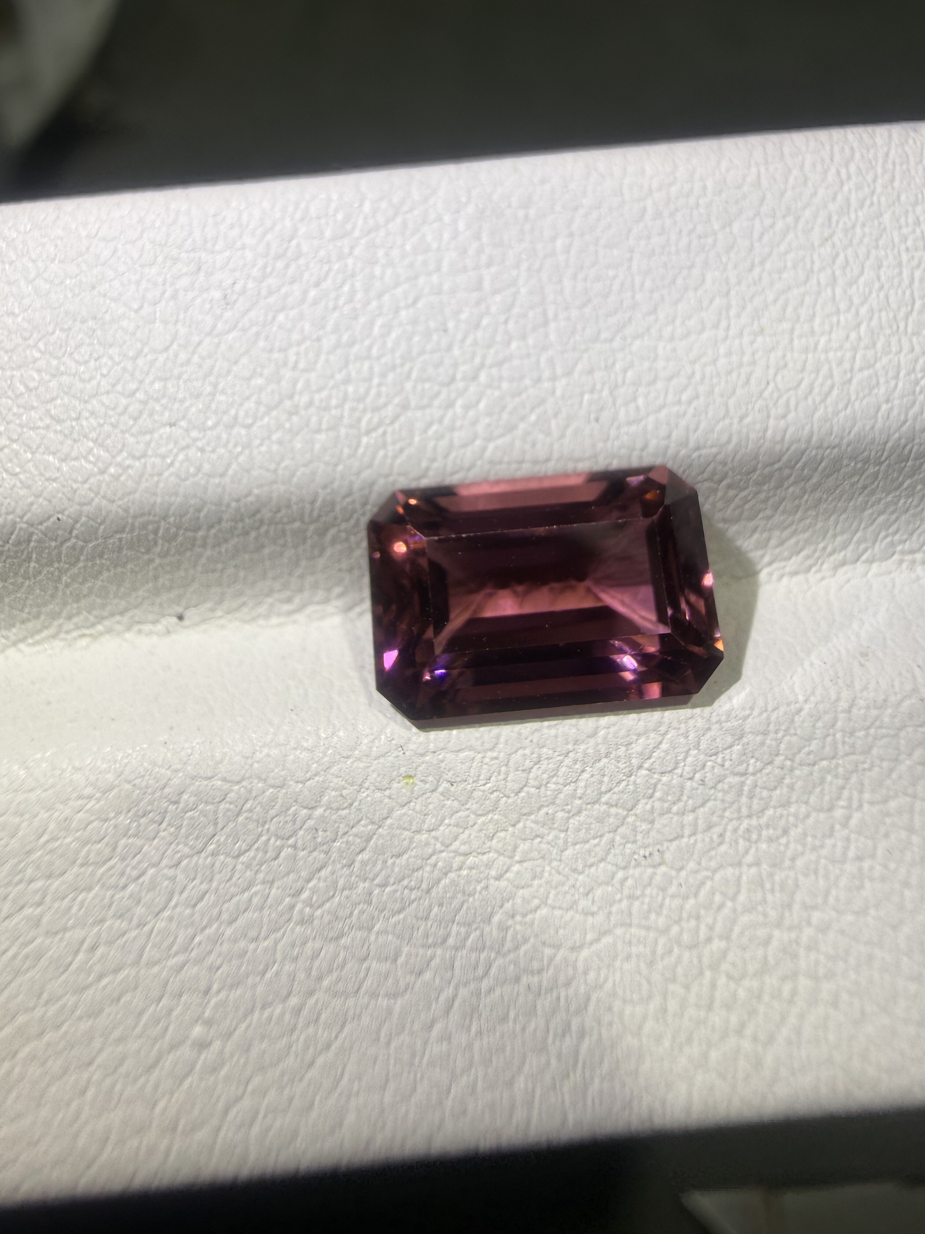 天然红碧玺祖母绿切割全净无瑕3.2克拉,珠宝/钻石/翡翠,裸石,淘宝优惠券,粉丝福利购,淘宝优惠卷