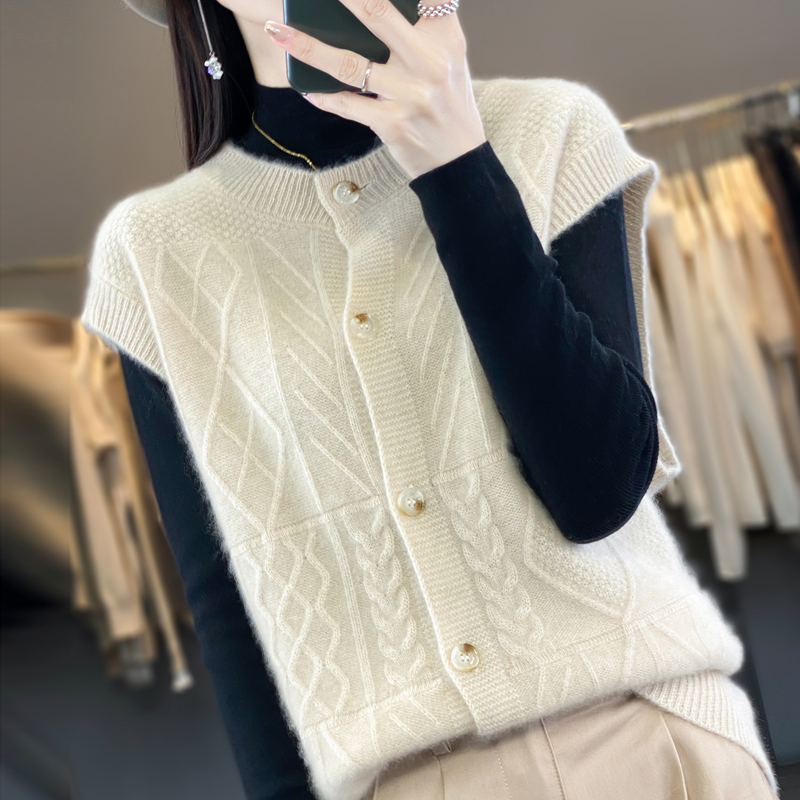 臻如梦绞花加厚纯羊毛马甲坎肩