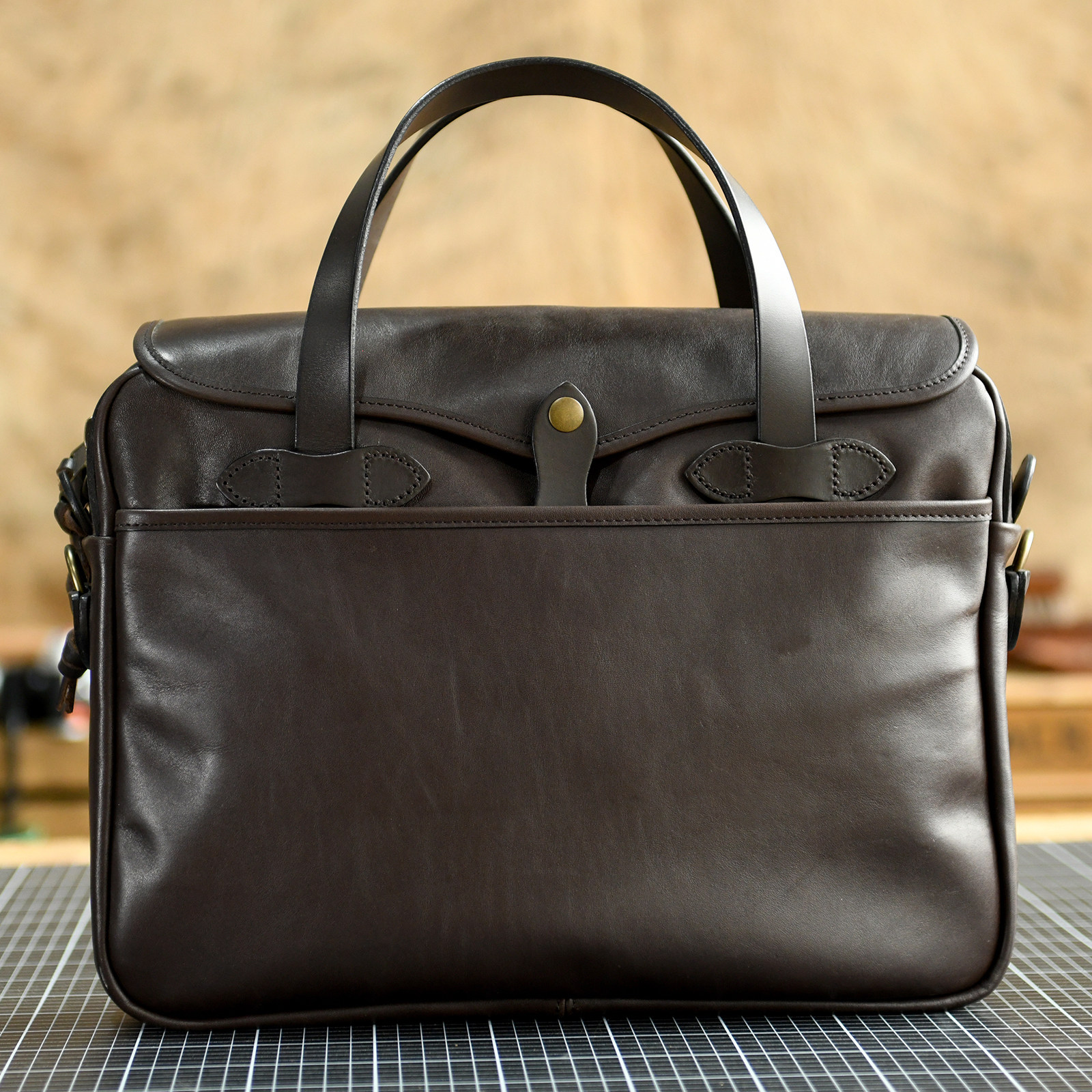 美式复古男士商务公文包加厚重磅油蜡帆布手提包15寸电脑包铜五金