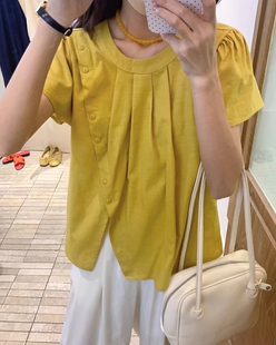 THIRTEEN 拾叁韩系圆领压褶斜扣后背系带短袖小衫甜美减龄上衣女