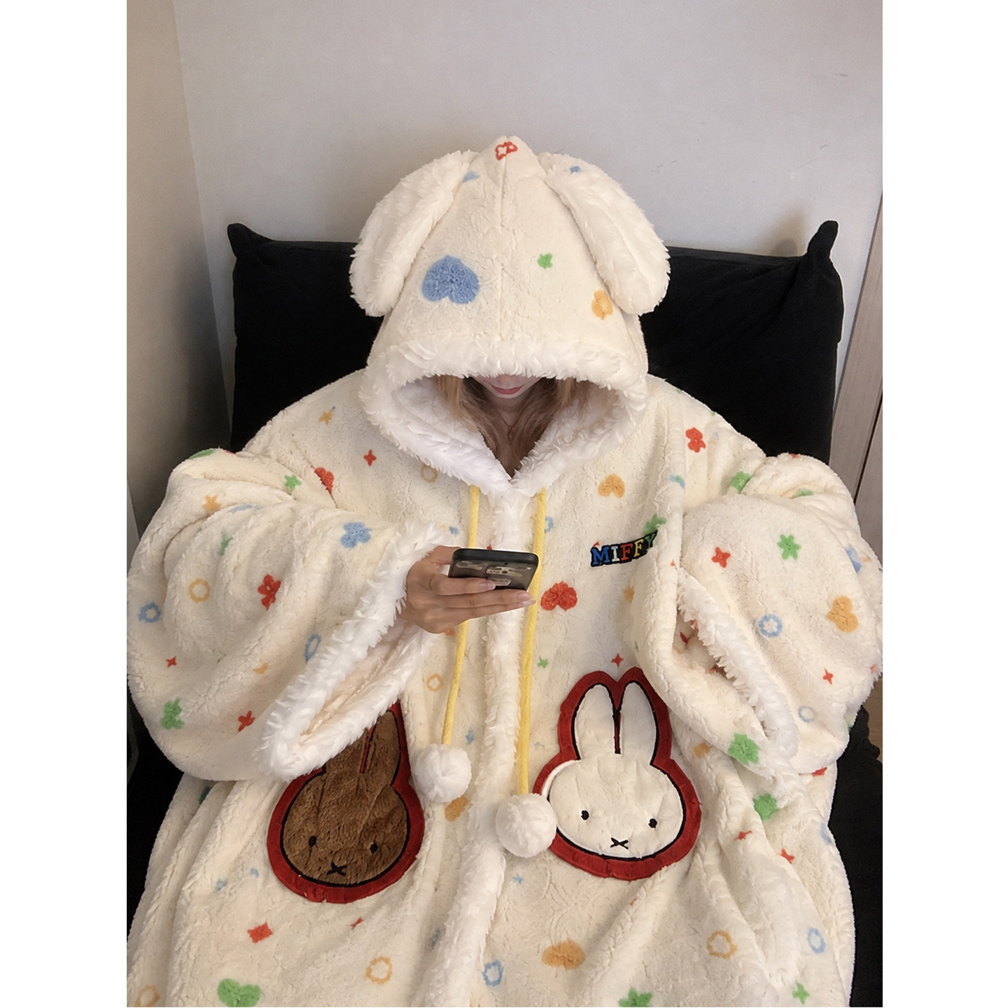 可爱卡通少女睡衣冬季珊瑚绒加厚保暖2026新款连帽睡袍家居服套装