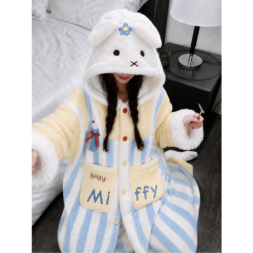 可爱兔子睡袍女冬季保暖珊瑚绒加厚连帽款大码睡衣外穿家居服套装