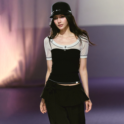 AGAM 黑白半透细闪撞色U领修身显瘦短袖T恤女