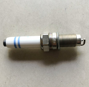 适配大众探歌探影探岳途观途安L途岳帕萨特途凯铱金金火花塞