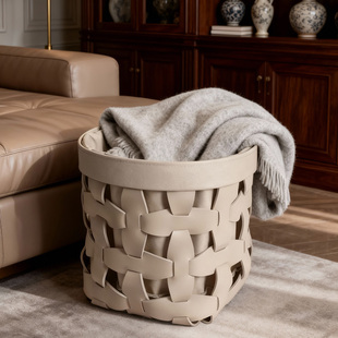 曲美家居手工编织护肤品梳妆台放衣神器轻奢衣物篮织语收纳筐