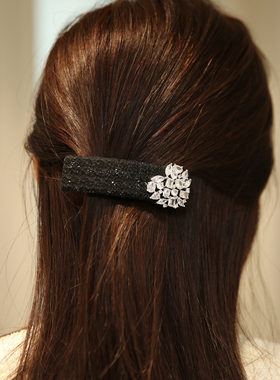 aidemoli韩国进口发饰L家锆石水钻镂空爱心长方黑白弹簧夹发夹