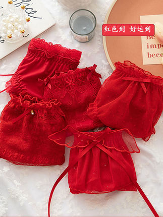 Red Underwear for the Year of Birth, New Cute Mesh Sweet Mid-Waist Plus Size Sexy Lace Women's Briefs