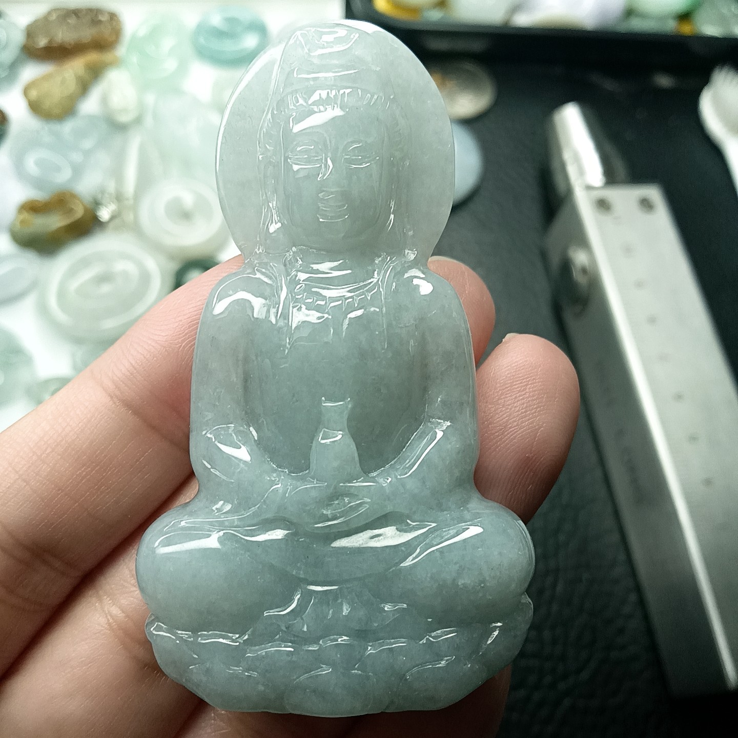 缅甸天然翡翠A货蓝底正装观音吊坠,珠宝/钻石/翡翠,颈饰,淘宝优惠券,粉丝福利购,淘宝优惠卷