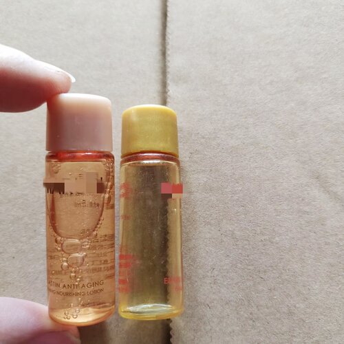 买一送一！wan//媄弹力蛋白凝时紧实提升保养液5ml