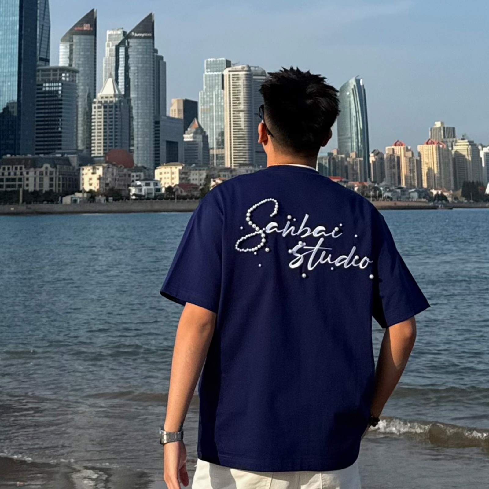 SANBAI叁佰蓝色刺绣珍珠短袖T恤