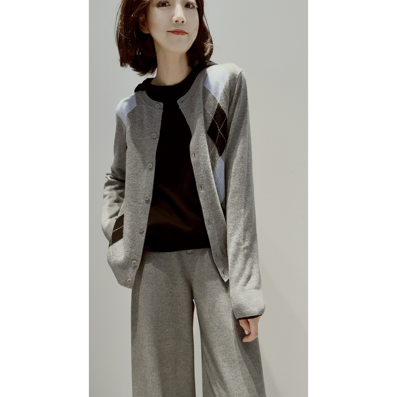 上市好价【羊毛_总520G/重工嵌花/天板配色】整套(2件)=开衫+帽衫