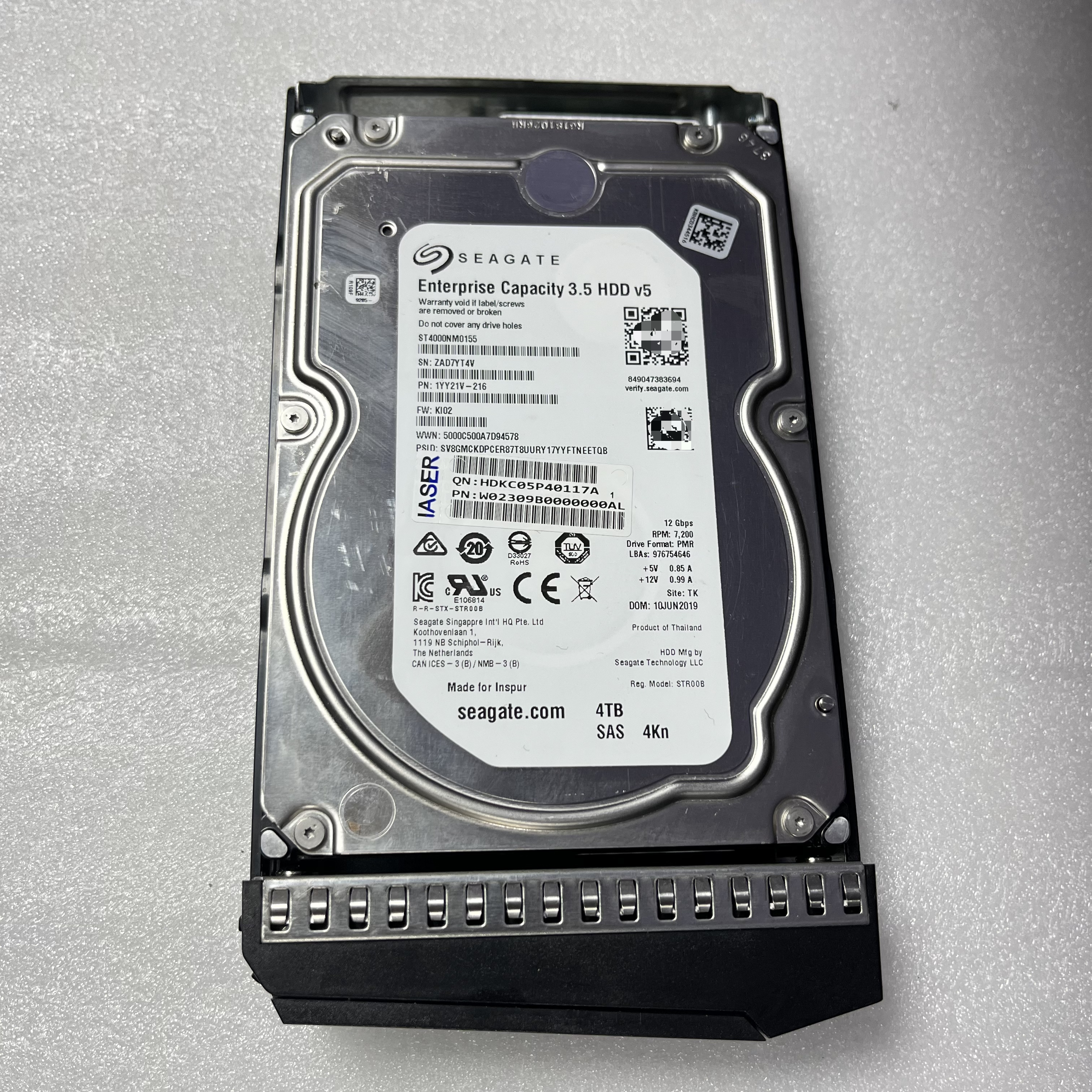 浪潮AS2600 5300 5500 5600 G2 G5 ST4000NM0155 4T SAS存储硬盘 - 实物图