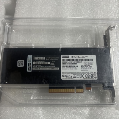 联想ThinkSystem 1.6TB PM1735 NVMe固态硬盘，型号4XB7A14075。