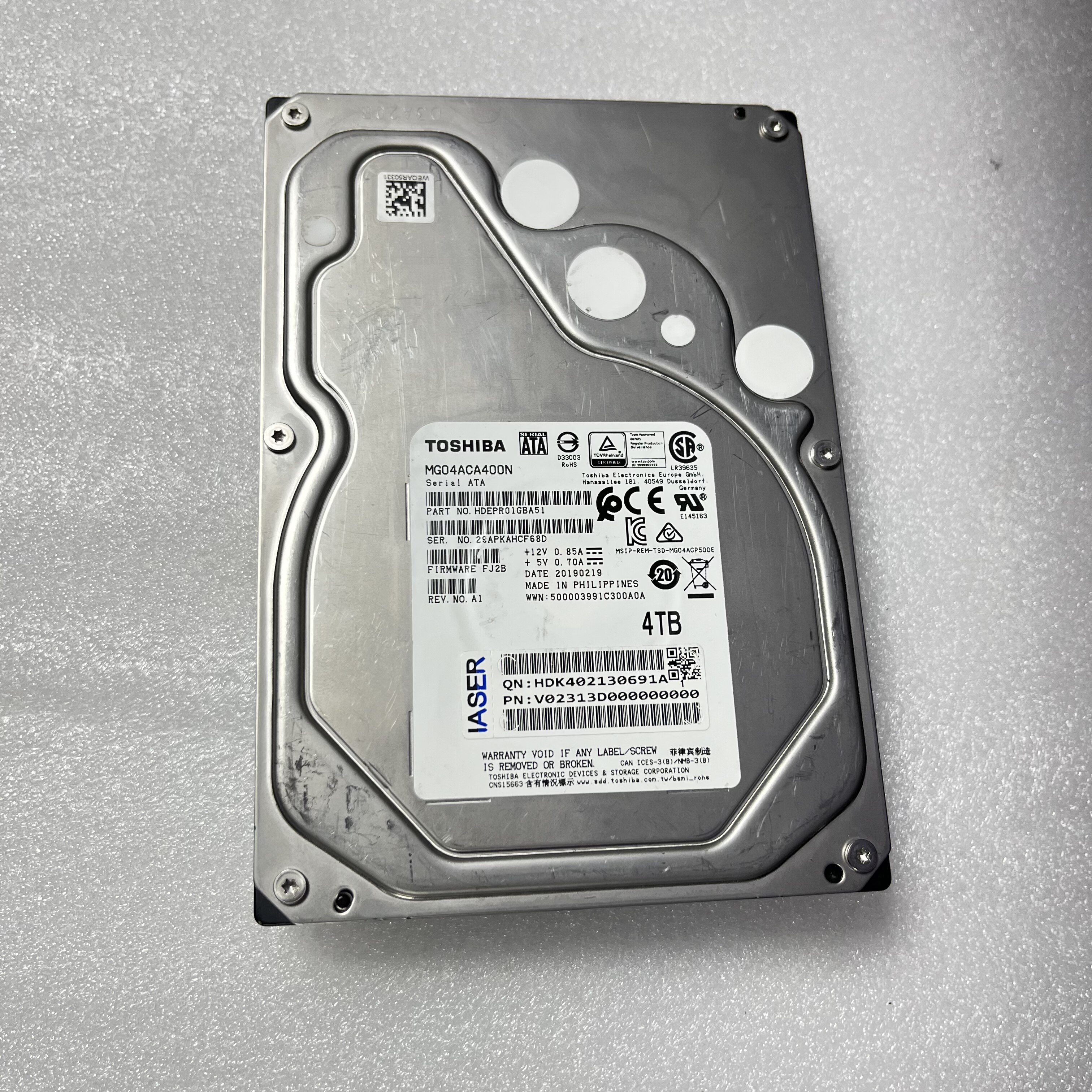 东芝4T企业级硬盘MG08ADA400N监控硬盘NAS存储 4TB SATA机械硬盘