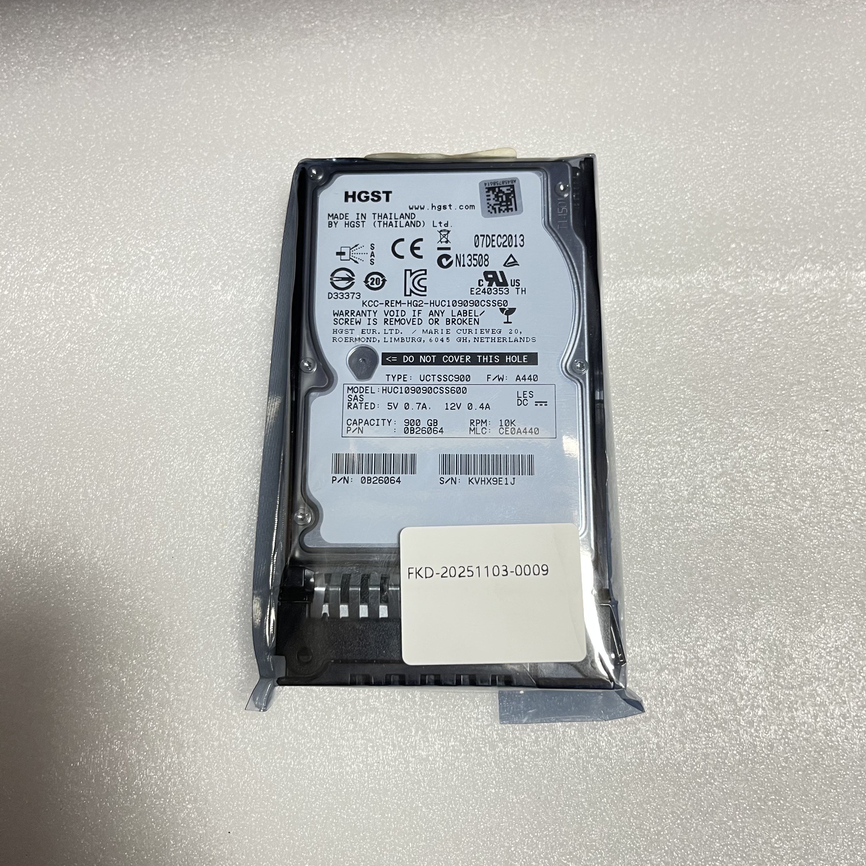 原装HGST/日立 HUC109090CSS600 900GB SAS 10K 2.5寸服务器硬盘