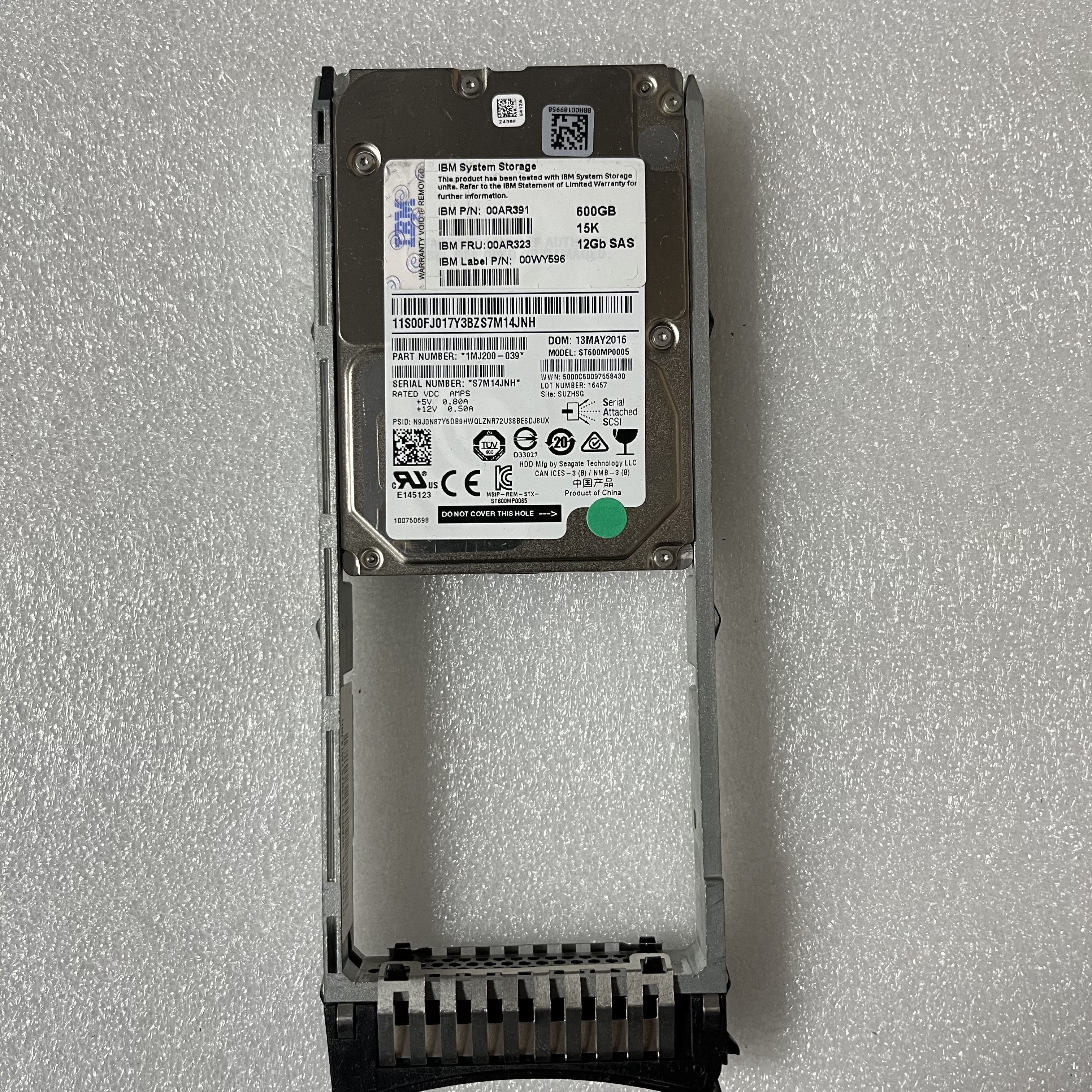 IBM 600G 2.5寸15K企业级12GB服务器硬盘ST600MP0005 SAS 00AR323