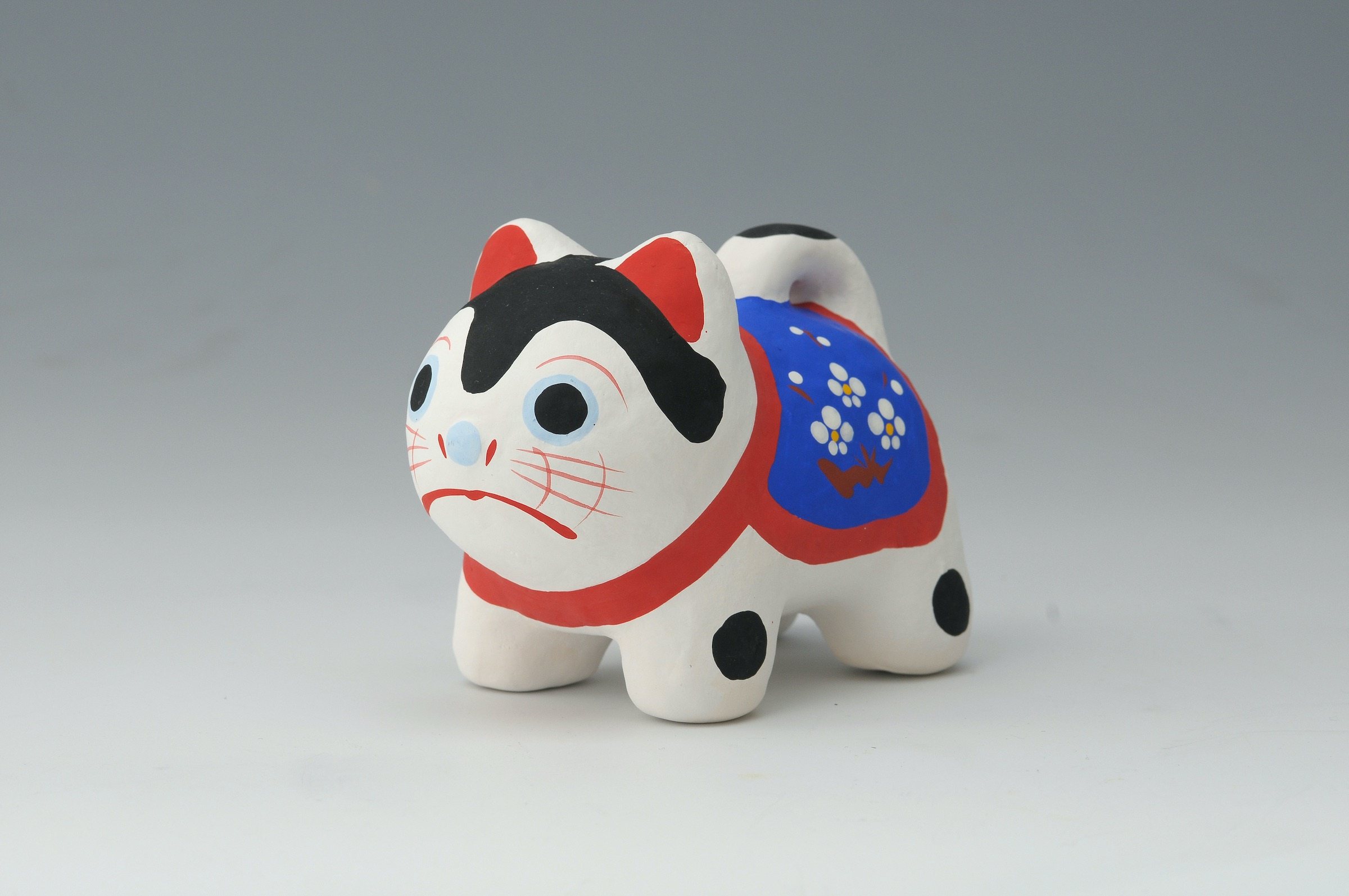日本玩具工房 招财猫招福犬呆萌动物陶土摆件 濑户陶艺社手作礼物