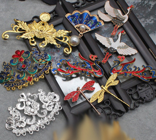 团扇结婚中式秀禾新娘手工婚扇手捧扇装饰仙鹤蜻蜓扇发冠主体材料