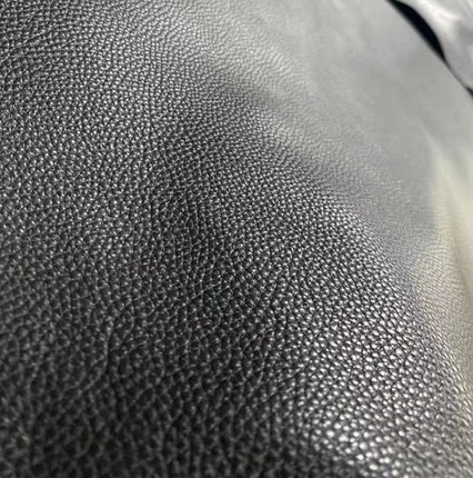 黑色荔枝牛皮箱包皮具鞋业皮料面料荔枝纹牛皮手表头层牛皮厂家