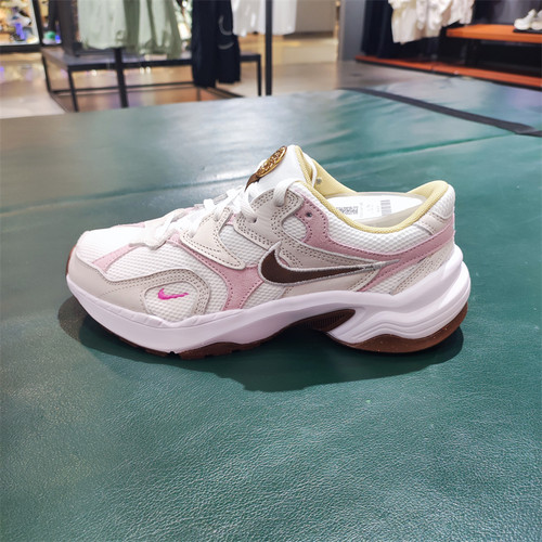 NIKE/耐克女子秋季新款低帮轻便百搭透气运动休闲鞋 HM3691-130