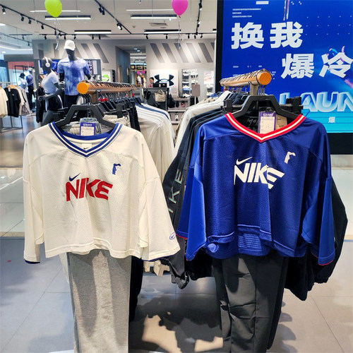 耐克女子夏季透气半袖T恤