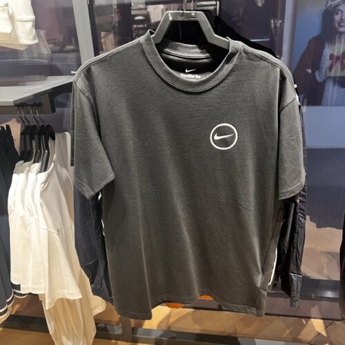NIKE耐克短袖男25夏新款休闲印花圆领棉质半袖运动T恤HJ3407-100