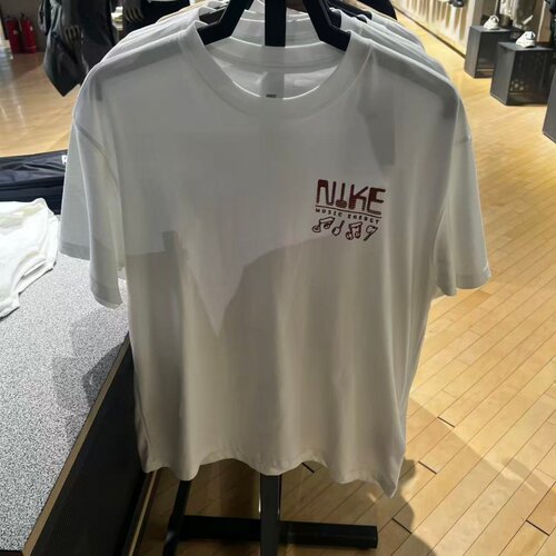 正品Nike耐克男子短袖新款印花休闲上衣T恤IH1370-100