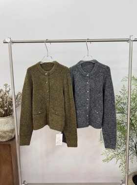 欧洲站2025秋冬新款时尚圆领单排扣口袋短款针织开衫毛衣女250870