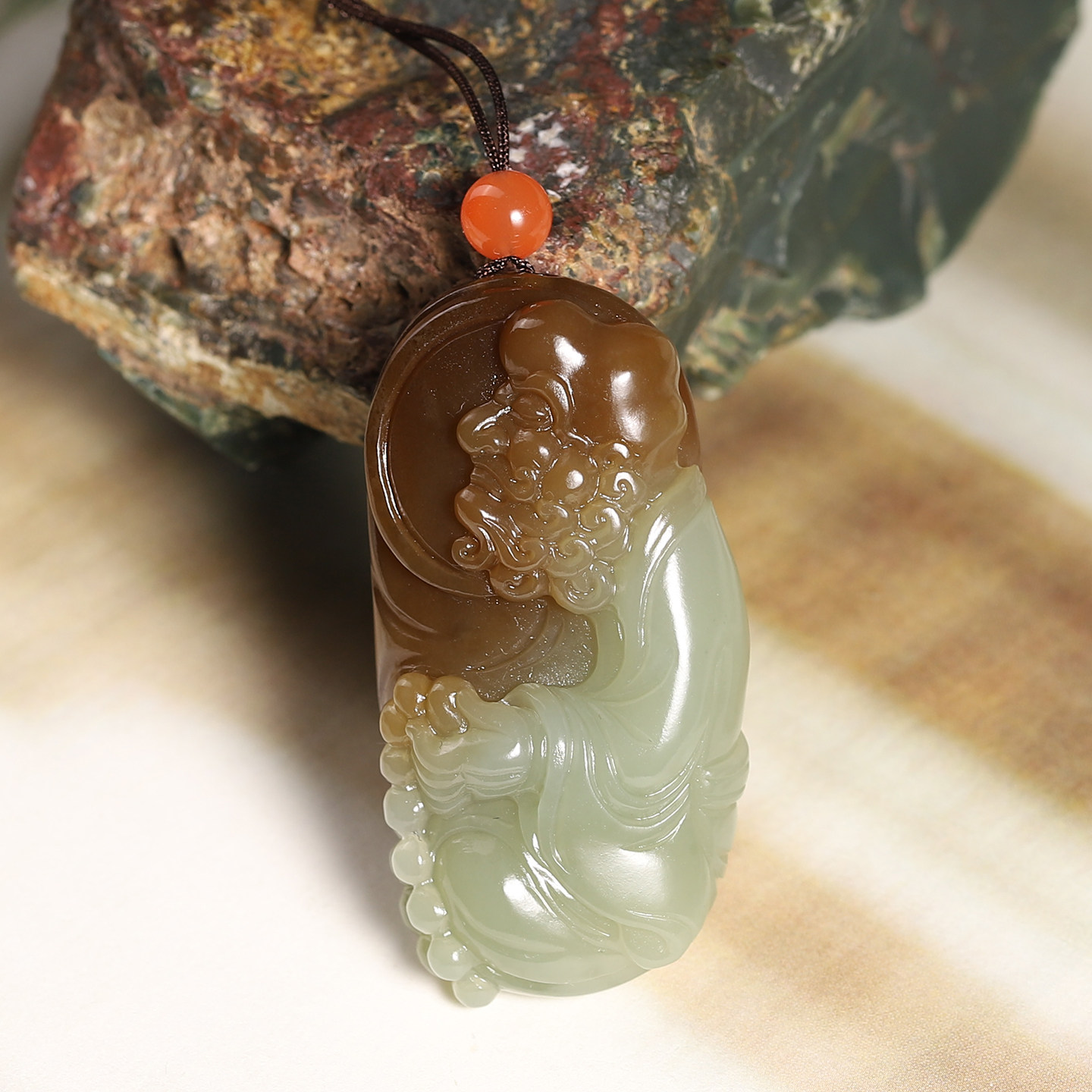 新疆和田玉糖青白玉达摩悟道挂坠天然玉石禅师人物吊坠玉佩将将
