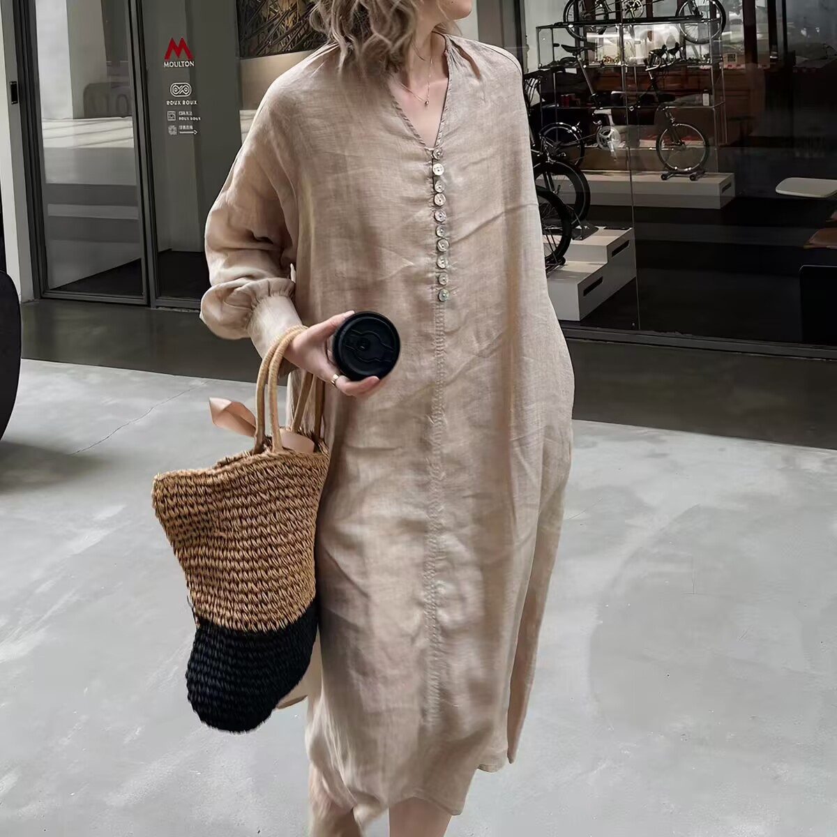 韩国chic2026夏季新品轻薄复古大码女装裙宽松显瘦长款V领连衣裙